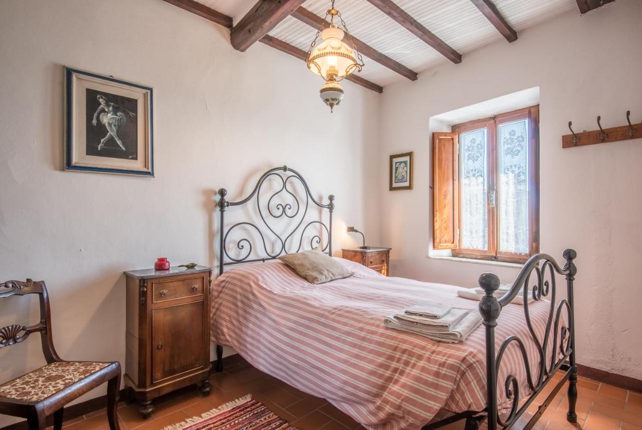 Апартаменти Casa Francesca Монтальчино Екстер'єр фото